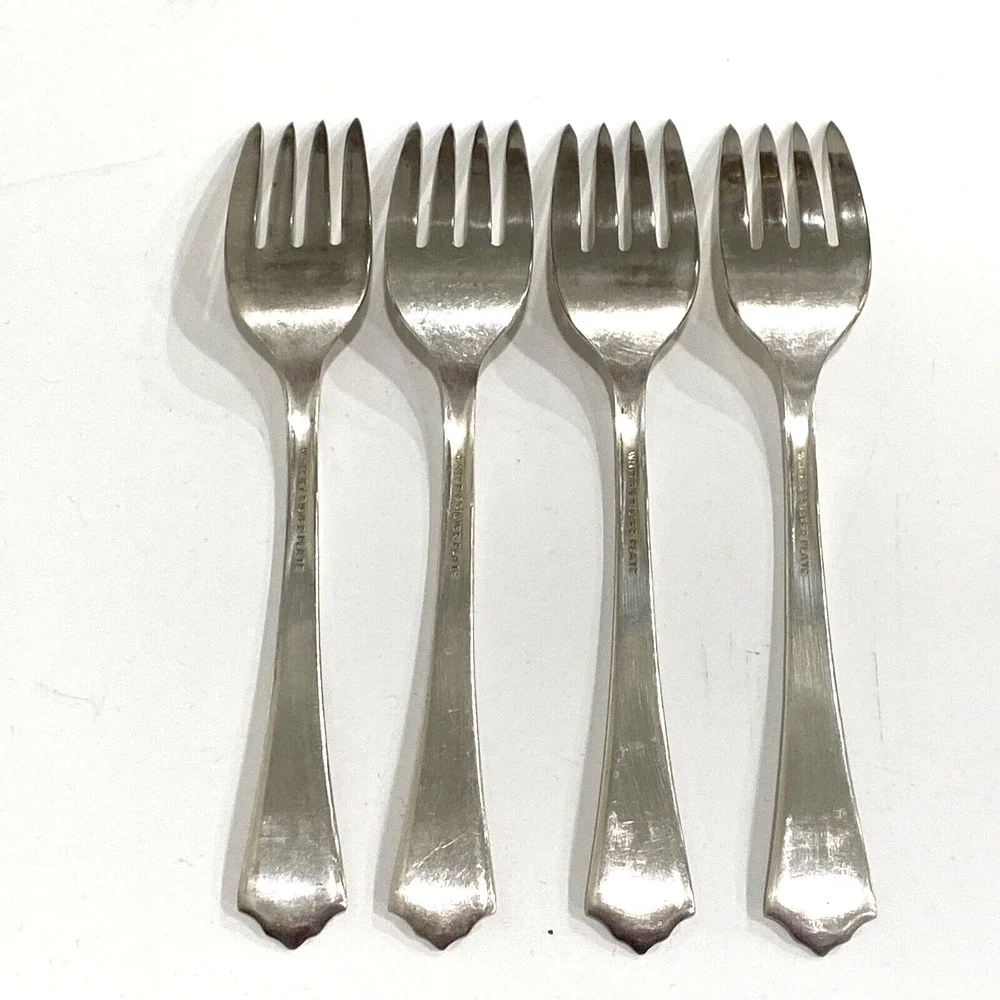 Vintage Whitby silverplate individual salad / dessert forks set of 4 circa 1931